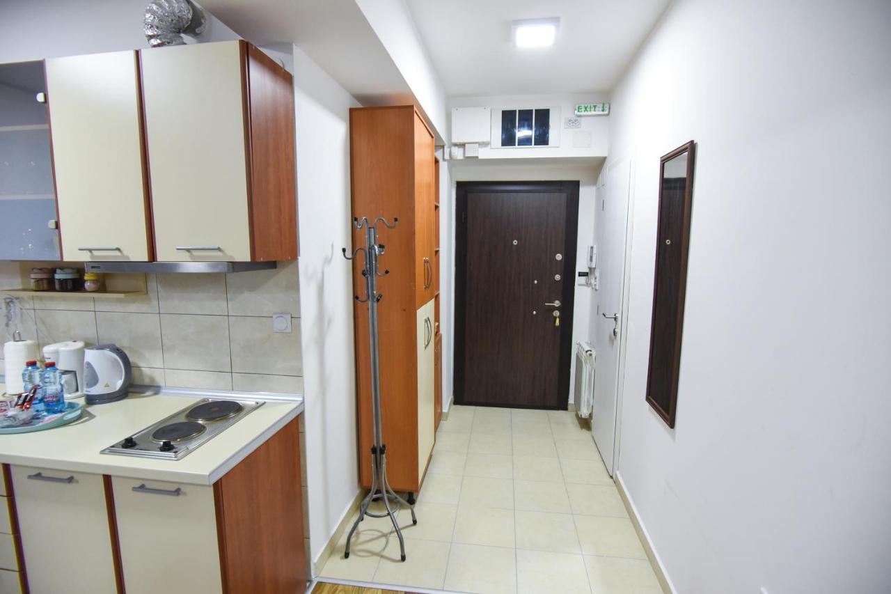 Stevi Apartment Skopje Buitenkant foto